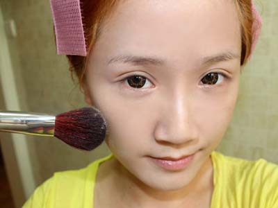 日系混血妆教程步骤图解 打造甜美日系大眼妹