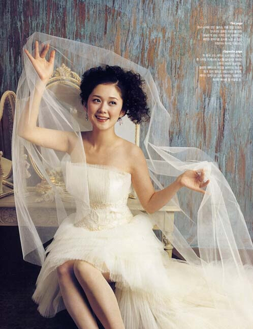 张娜拉唯美婚纱写真 清新气质尽显不老神话