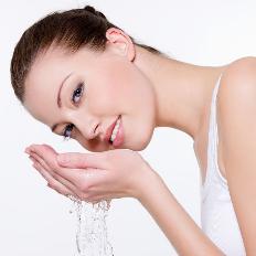 补水保湿产品哪个好 4种产品给肌肤补水保湿