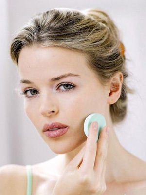 卸妆术指南告诉你如何卸妆不伤皮肤
