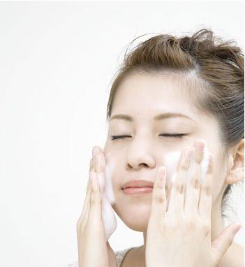 皮肤保湿的重要性 揭秘皮肤保湿四大原则