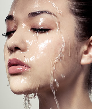 分析化妆水和爽肤水的区别 选对护肤品是关键