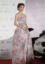 吴千语时尚写真图片 出席第八届亚洲电影大奖颁奖典礼