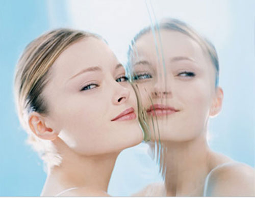 盘点护肤化妆水的不同用法 化妆水的正确用法