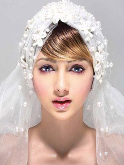 如何选择好的新娘跟妆 打造美丽新娘