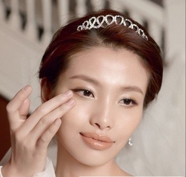 简单8步韩式新娘妆的画法步骤 让你轻松做个动人新娘