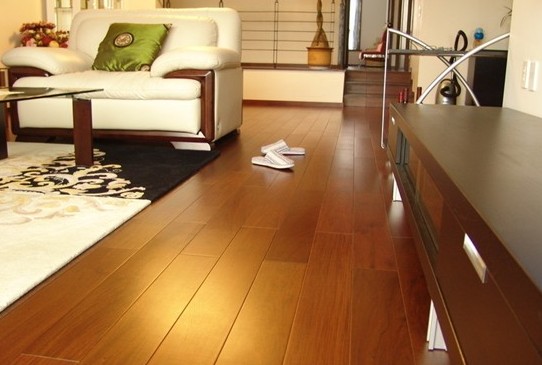 复合地板怎么保养 复合地板清洁保养有妙招