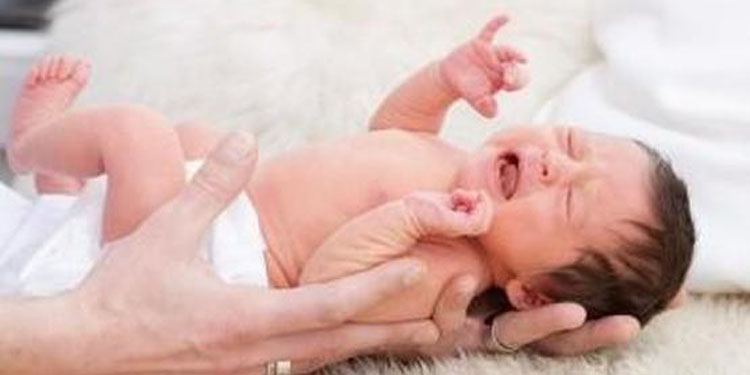 刚出生的新生儿护理注意事项 哪些事要特别注意
