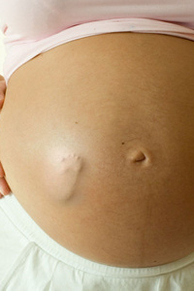 胎动是什么感觉 盘点各个时期的胎动情况