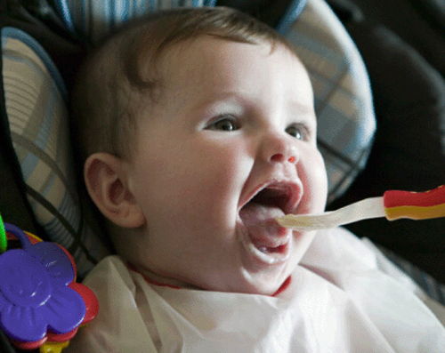 婴儿不能吃的食物有哪些 擦亮眼睛仔细筛选