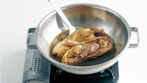锅烧鸭怎么做 咸香厚重回味无穷