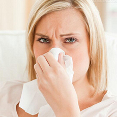 春季花粉过敏性鼻炎怎么办 最重要是避开过敏原