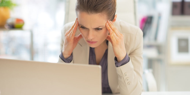 白领经常头痛是怎么回事 缓解头痛的方法