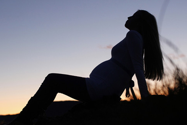 怀孕初期便秘怎么办 学会预防懂得治疗