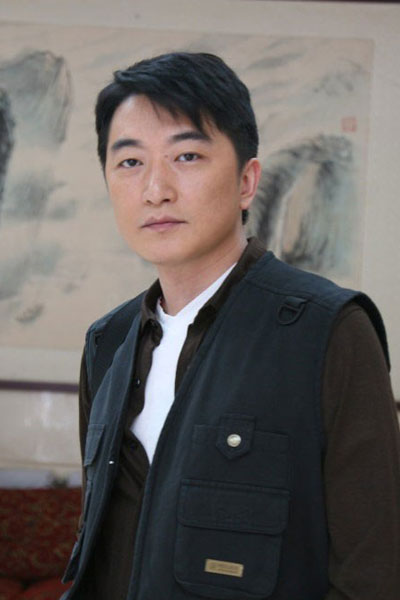 演员邵峰个人资料 与老婆刘欣共同出演遥远的婚约