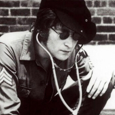 约翰·列侬遗孀小野洋子坦言：列侬乃双性恋