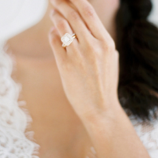 求婚用什么戒指好 款式选择很重要