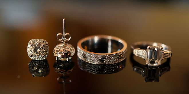 如何选购订婚戒指 8个TIPS帮你找准合适的