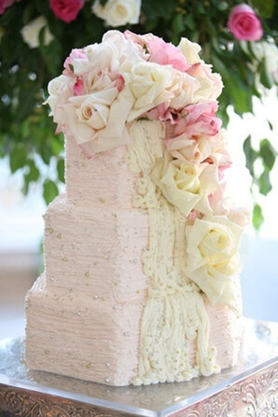 结婚切蛋糕怎么切 结婚蛋糕含义和切法