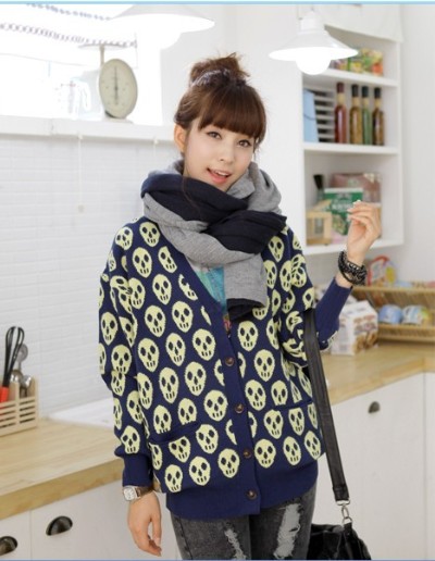 2013韩版修身针织衫 为你展现小女人风情