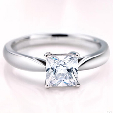 结婚钻戒款式介绍 尖钻独特均钻低调方钻有质感