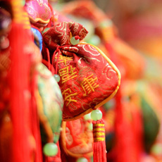 传统中式婚礼定情信物解析 定情信物见证爱情