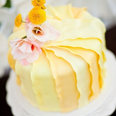 早春创意婚礼蛋糕图片 为你点缀浪漫婚礼