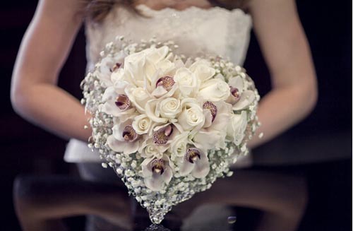 怎么挑选新娘手捧花 婚礼中不可忽略的装饰