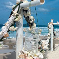 沙滩婚礼现场布置要点 感受最浪漫的婚外婚礼