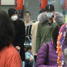 黄宗泽与日籍女模Jun超市被拍 情侣装打扮吸眼球
